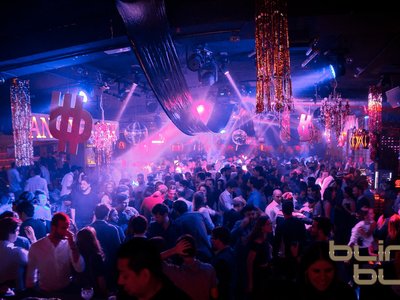 Bling Bling - La mejor discoteca de la zona alta de Barcelona - Bling Bling