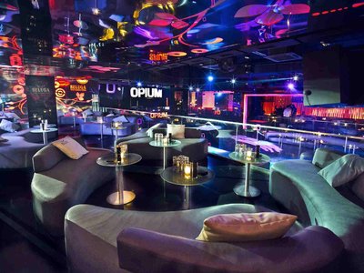 opium barcelone