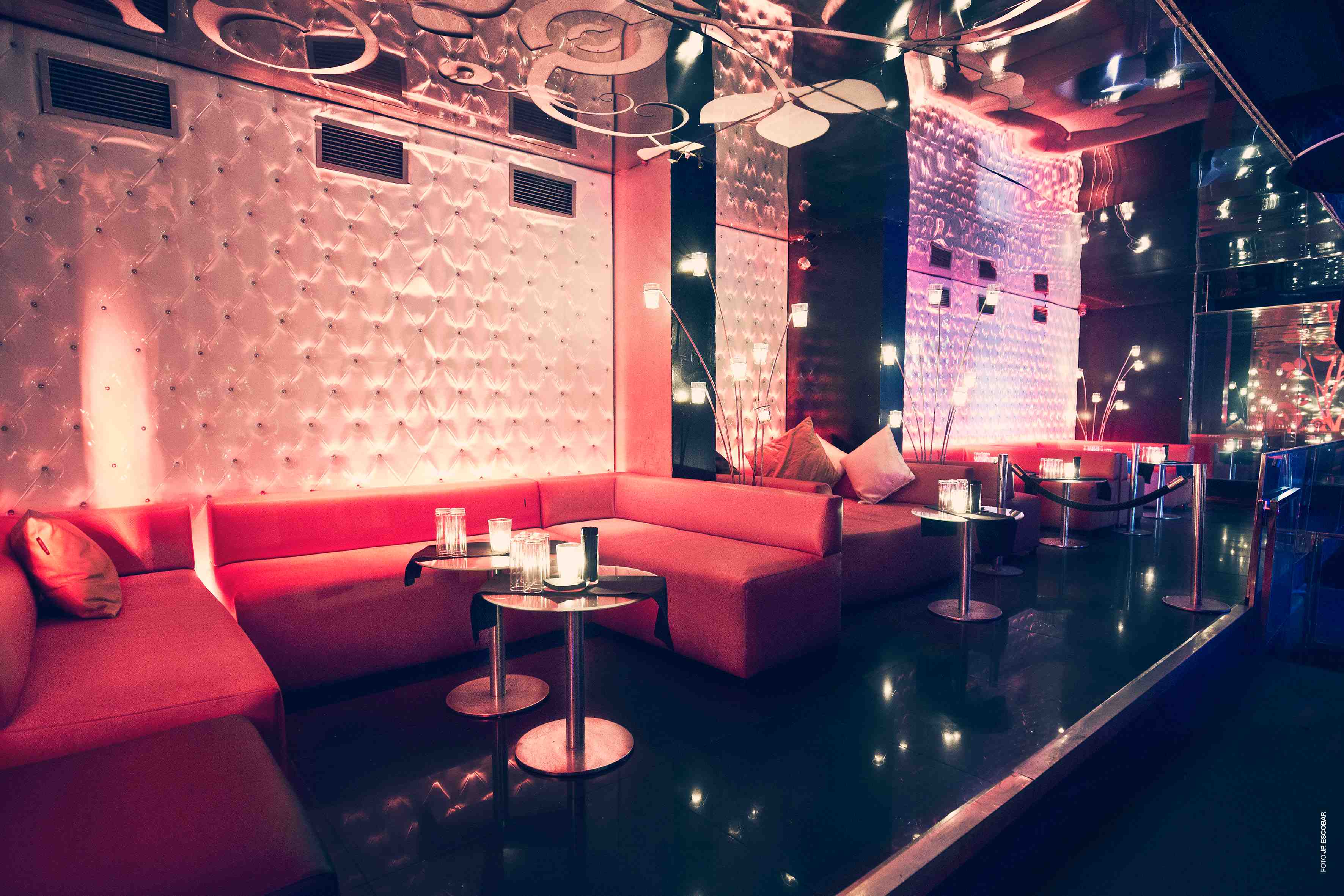 opium barcelone tables vip