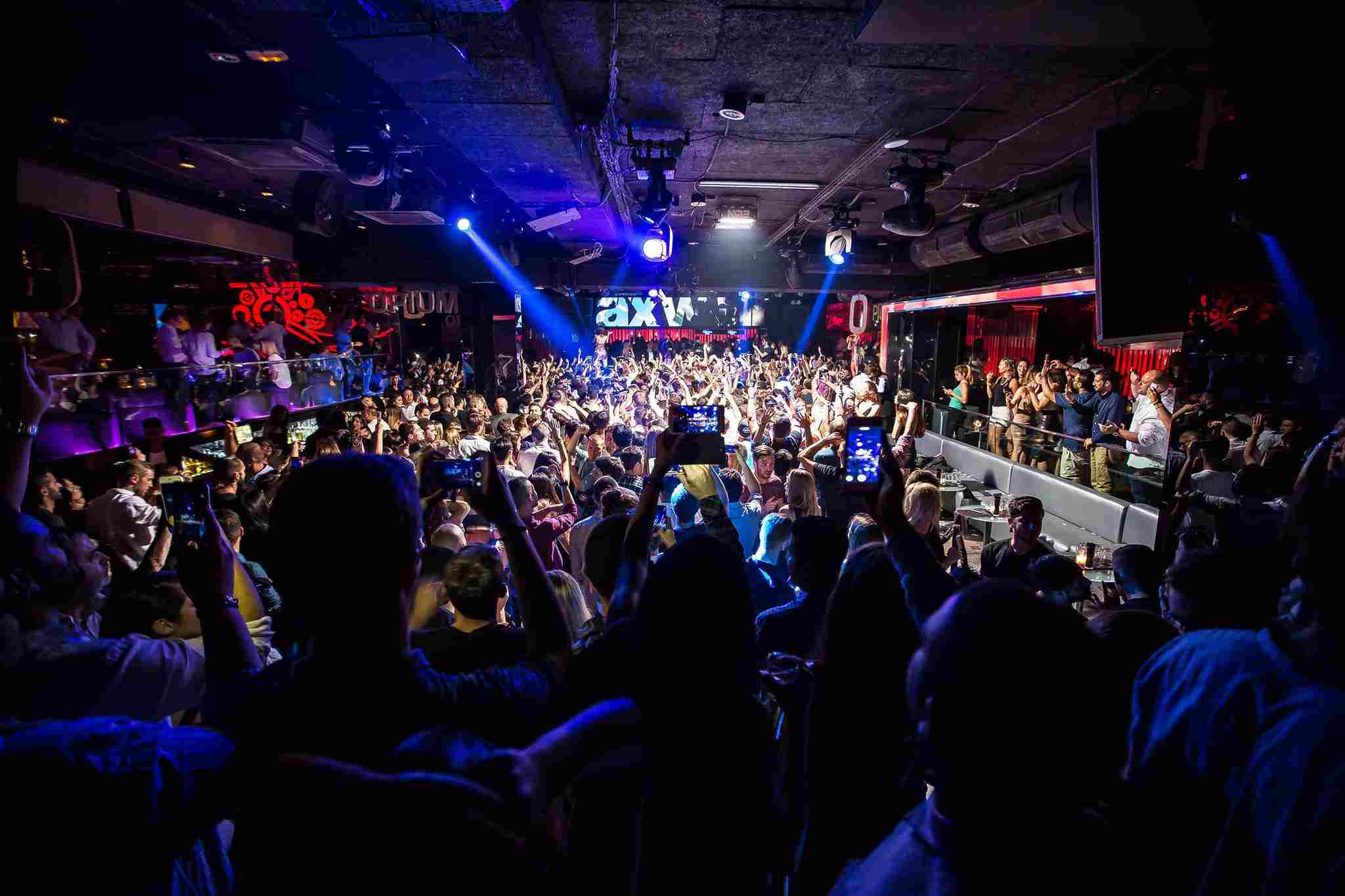 opium barcelona dancefloor