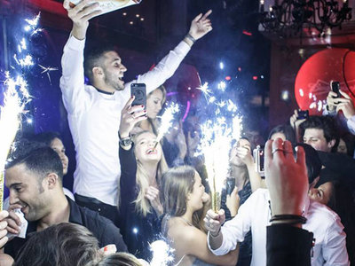 girls vip with bottles otto zutz barcelona