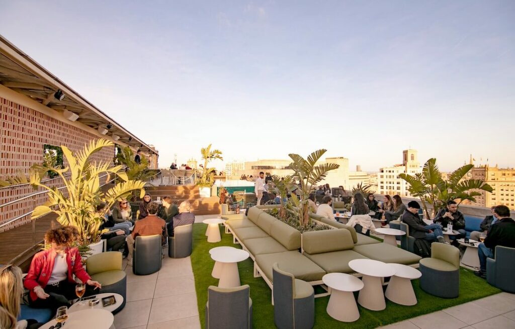 skybar tardeo terraza