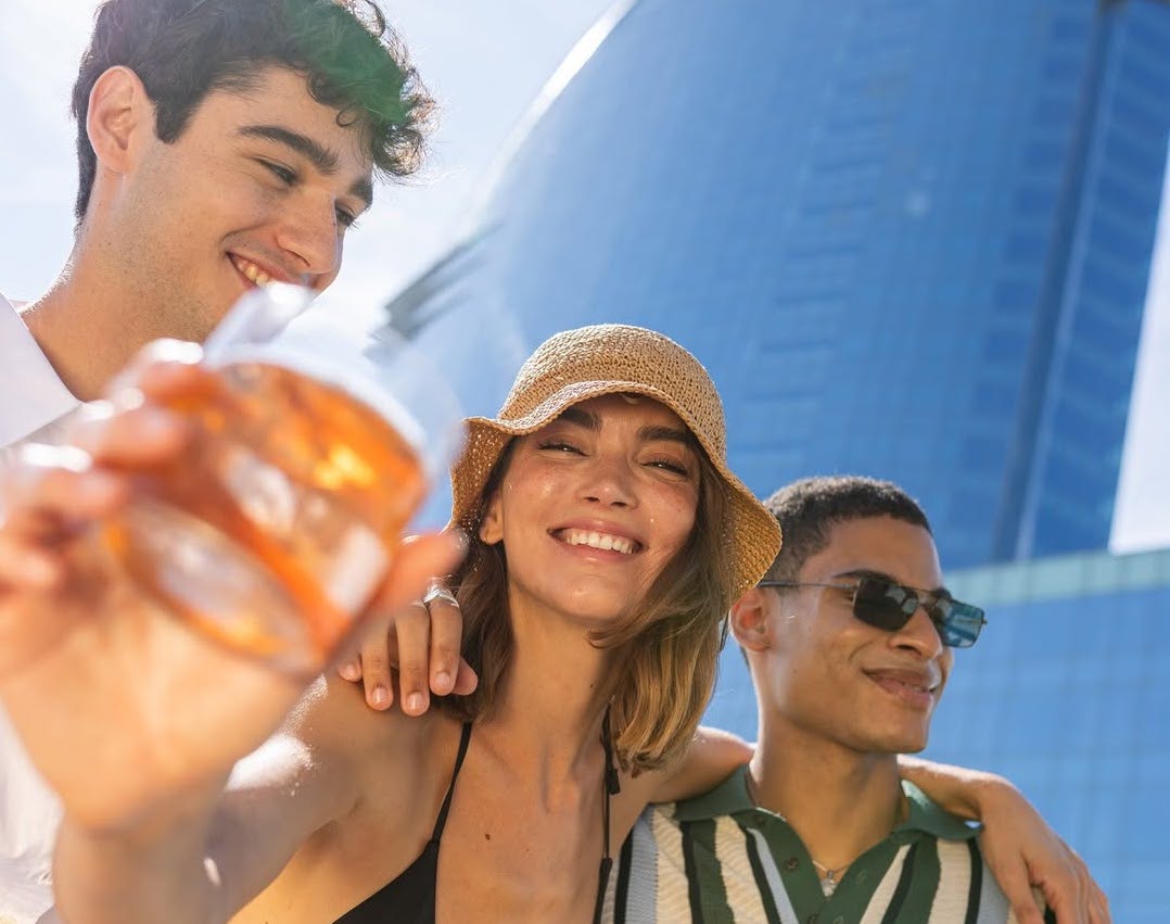 fiesta wet deck hotel w